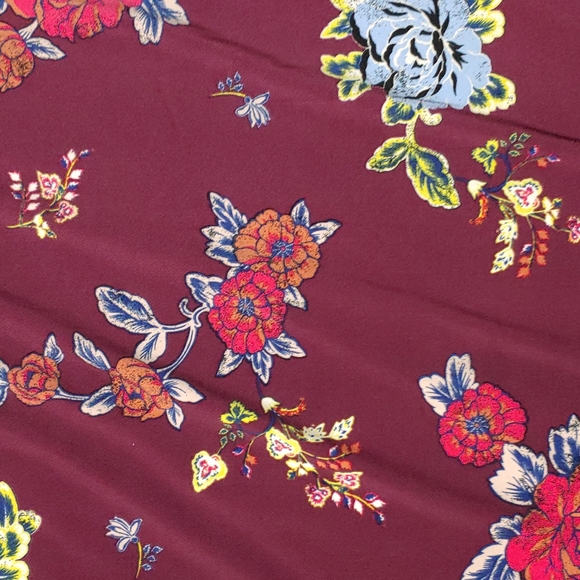 Beautiful Flower Dress - Picture 2 of 9